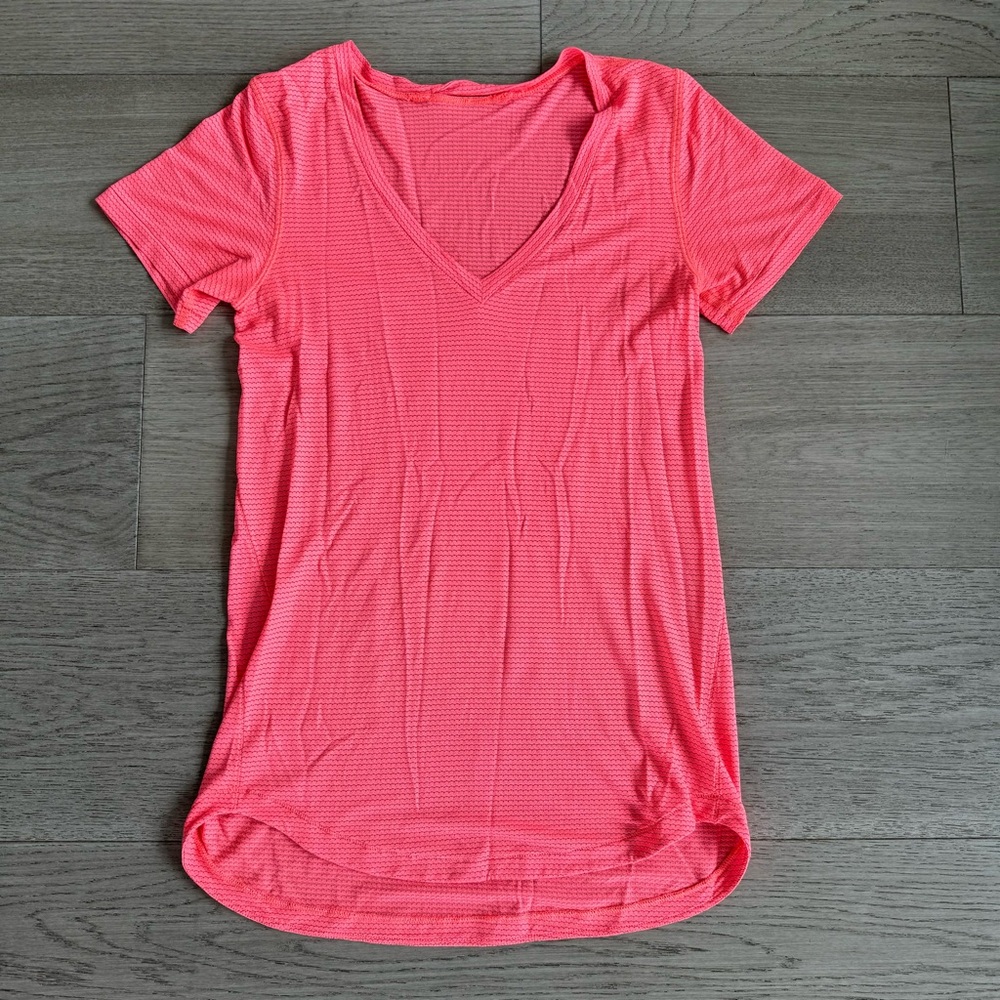 🦊 Lululemon Tee